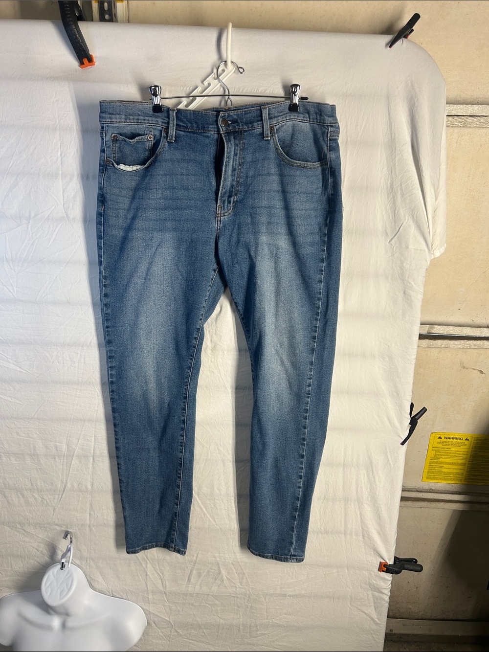 Lucky Brand Men's Slim Straight Jeans in Light Blue Denim